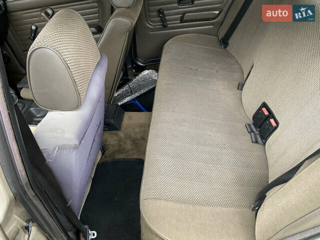 Сірий БМВ 3 Серія, об'ємом двигуна 2.44 л та пробігом 380 тис. км за 1700 $, фото 21 на Automoto.ua