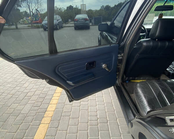 Серый БМВ 3 Серия, объемом двигателя 1.8 л и пробегом 50 тыс. км за 3000 $, фото 13 на Automoto.ua