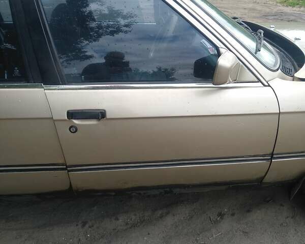 Серый БМВ 3 Серия, объемом двигателя 1.8 л и пробегом 450 тыс. км за 1800 $, фото 6 на Automoto.ua