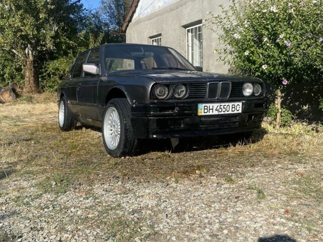 Серый БМВ 3 Серия, объемом двигателя 1.8 л и пробегом 999 тыс. км за 850 $, фото 3 на Automoto.ua