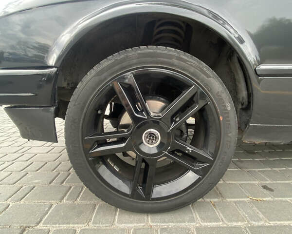 Серый БМВ 3 Серия, объемом двигателя 1.8 л и пробегом 50 тыс. км за 3000 $, фото 3 на Automoto.ua