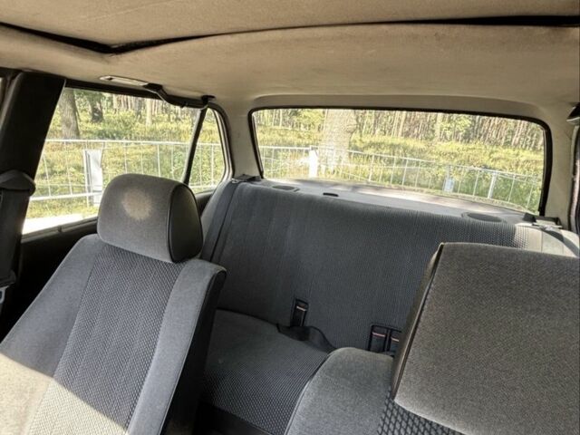 Сірий БМВ 3 Серія, об'ємом двигуна 1.8 л та пробігом 250 тис. км за 2600 $, фото 8 на Automoto.ua