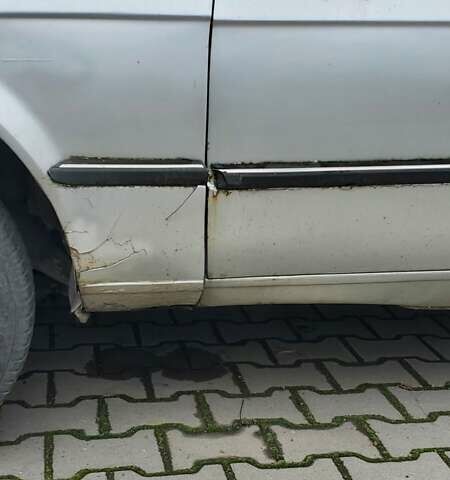 Серый БМВ 3 Серия, объемом двигателя 1.8 л и пробегом 170 тыс. км за 1300 $, фото 4 на Automoto.ua