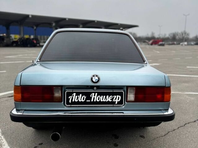 Серый БМВ 3 Серия, объемом двигателя 0 л и пробегом 292 тыс. км за 2200 $, фото 3 на Automoto.ua