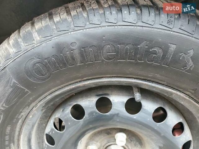 Серый БМВ 3 Серия, объемом двигателя 1.8 л и пробегом 170 тыс. км за 1300 $, фото 10 на Automoto.ua