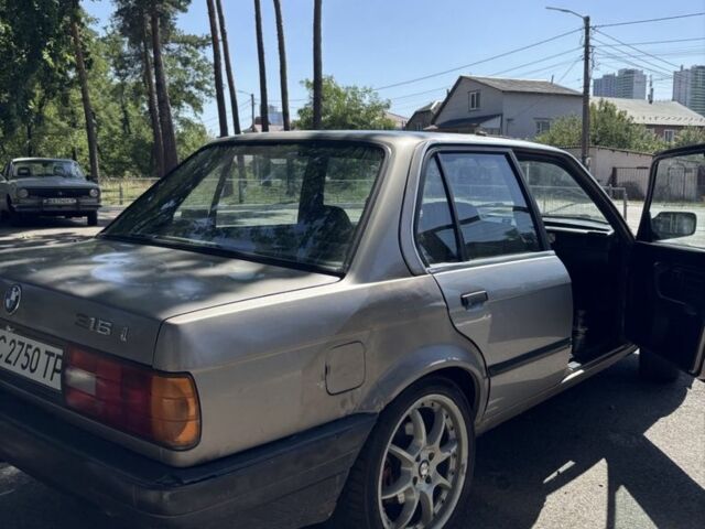 Сірий БМВ 3 Серія, об'ємом двигуна 1.8 л та пробігом 250 тис. км за 2600 $, фото 2 на Automoto.ua