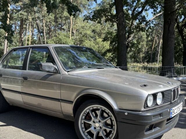 Сірий БМВ 3 Серія, об'ємом двигуна 1.8 л та пробігом 250 тис. км за 2600 $, фото 6 на Automoto.ua