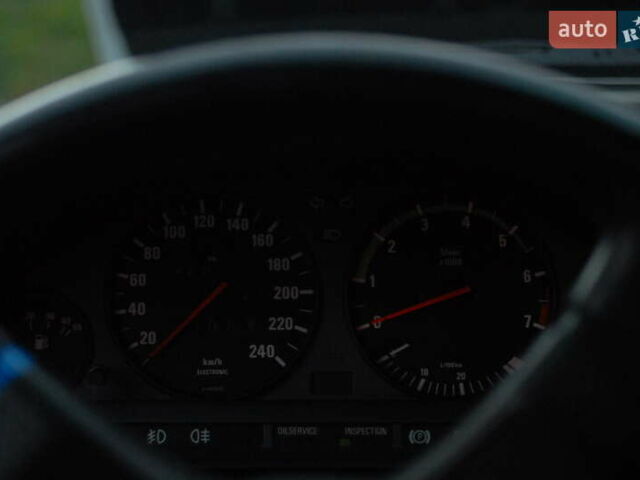 Серый БМВ 3 Серия, объемом двигателя 2.8 л и пробегом 360 тыс. км за 7500 $, фото 22 на Automoto.ua