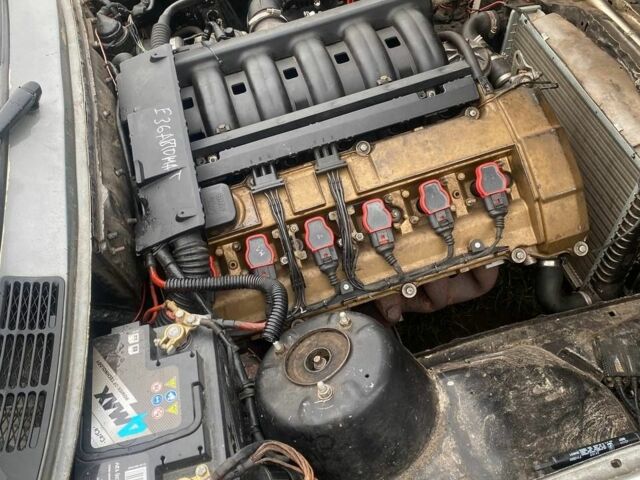 Серый БМВ 3 Серия, объемом двигателя 1.8 л и пробегом 312 тыс. км за 4000 $, фото 5 на Automoto.ua