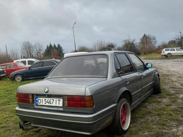 Серый БМВ 3 Серия, объемом двигателя 1.8 л и пробегом 312 тыс. км за 4000 $, фото 3 на Automoto.ua