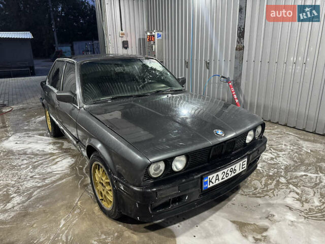 Серый БМВ 3 Серия, объемом двигателя 1.8 л и пробегом 333 тыс. км за 1200 $, фото 20 на Automoto.ua