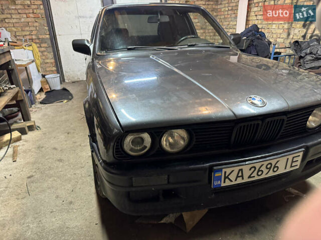 Серый БМВ 3 Серия, объемом двигателя 1.8 л и пробегом 333 тыс. км за 1200 $, фото 2 на Automoto.ua