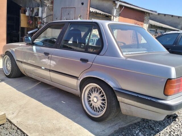 Сірий БМВ 3 Серія, об'ємом двигуна 1.8 л та пробігом 444 тис. км за 4300 $, фото 2 на Automoto.ua