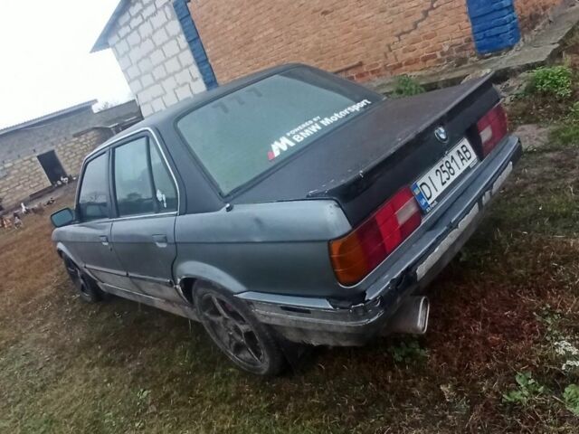 Сірий БМВ 3 Серія, об'ємом двигуна 1.6 л та пробігом 300 тис. км за 800 $, фото 3 на Automoto.ua