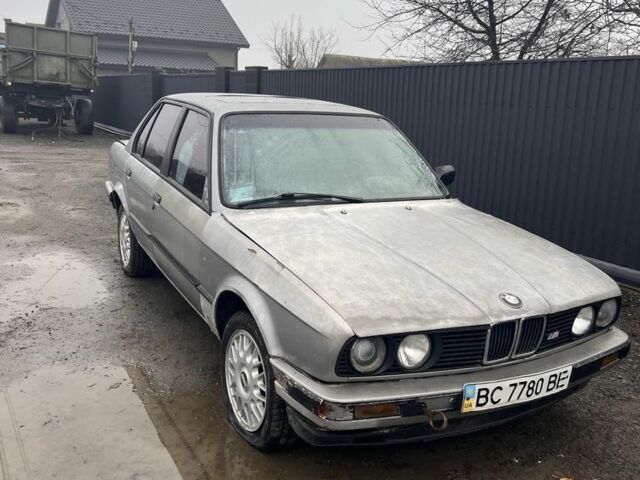 Серый БМВ 3 Серия, объемом двигателя 2.4 л и пробегом 200 тыс. км за 600 $, фото 1 на Automoto.ua