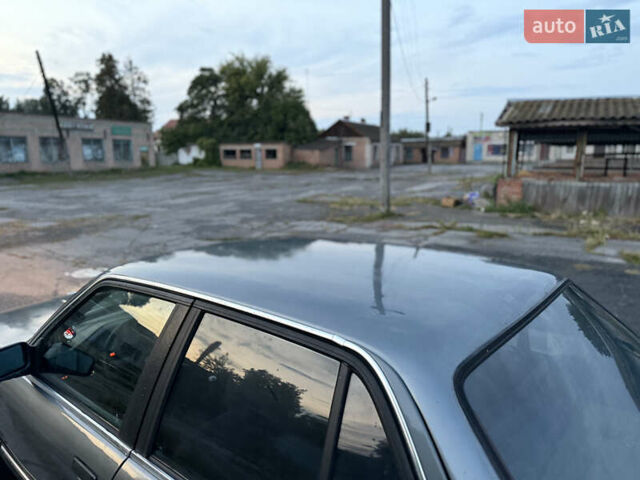 Серый БМВ 3 Серия, объемом двигателя 1.6 л и пробегом 267 тыс. км за 2250 $, фото 21 на Automoto.ua