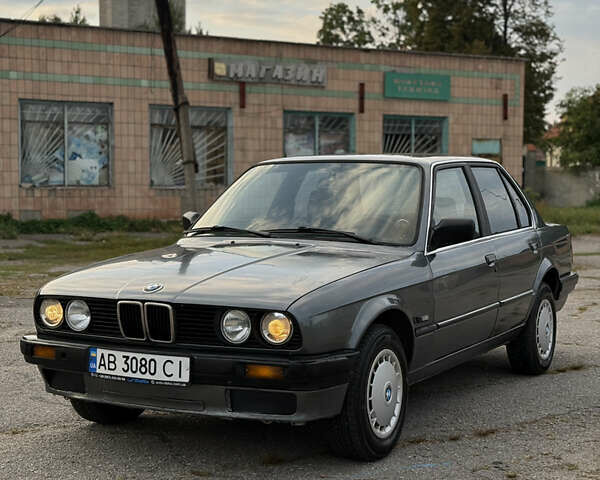 Серый БМВ 3 Серия, объемом двигателя 1.6 л и пробегом 267 тыс. км за 2250 $, фото 2 на Automoto.ua