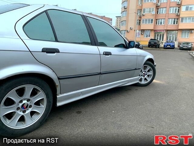 Серый БМВ 3 Серия, объемом двигателя 1.6 л и пробегом 0 тыс. км за 2900 $, фото 2 на Automoto.ua