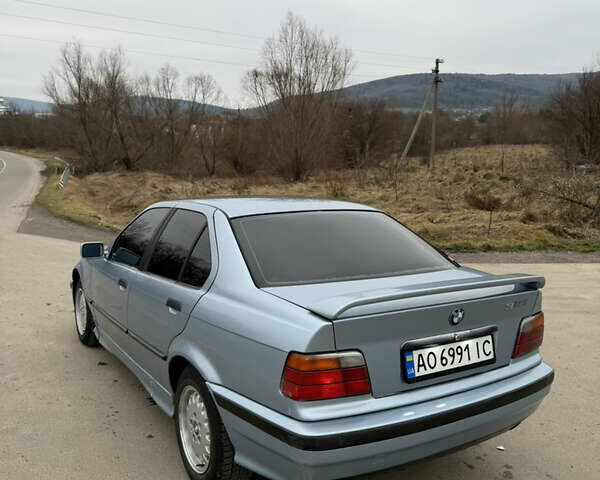 Серый БМВ 3 Серия, объемом двигателя 2.5 л и пробегом 296 тыс. км за 2999 $, фото 5 на Automoto.ua