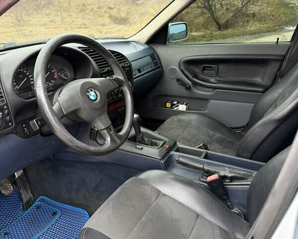 Сірий БМВ 3 Серія, об'ємом двигуна 2.49 л та пробігом 297 тис. км за 2999 $, фото 12 на Automoto.ua