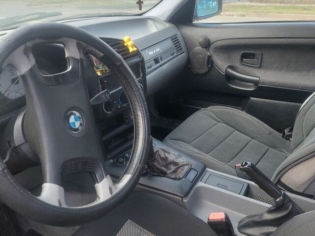 Серый БМВ 3 Серия, объемом двигателя 0 л и пробегом 560 тыс. км за 1500 $, фото 4 на Automoto.ua