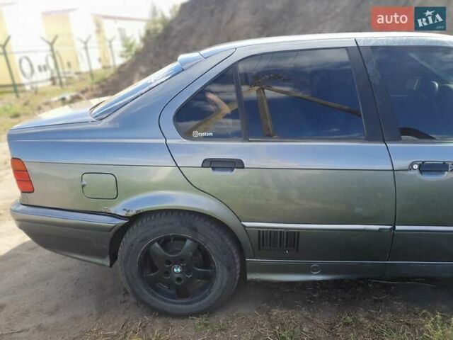 Сірий БМВ 3 Серія, об'ємом двигуна 1.6 л та пробігом 777 тис. км за 1999 $, фото 3 на Automoto.ua