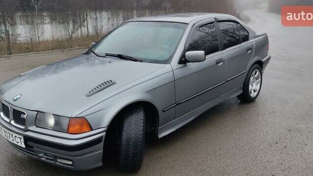 Серый БМВ 3 Серия, объемом двигателя 1.8 л и пробегом 340 тыс. км за 2999 $, фото 20 на Automoto.ua