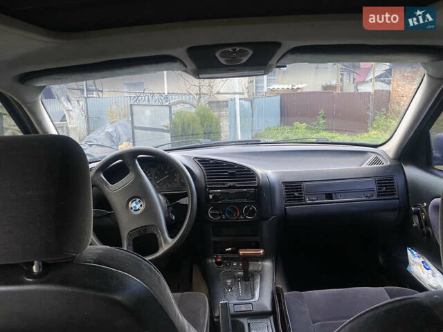 Серый БМВ 3 Серия, объемом двигателя 1.6 л и пробегом 330 тыс. км за 2200 $, фото 14 на Automoto.ua