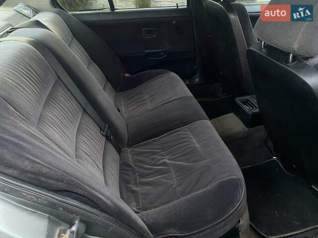 Серый БМВ 3 Серия, объемом двигателя 1.6 л и пробегом 330 тыс. км за 2200 $, фото 23 на Automoto.ua