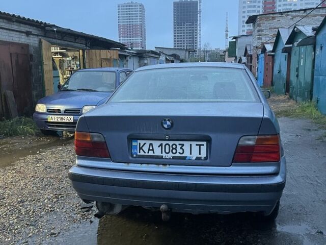 Сірий БМВ 3 Серія, об'ємом двигуна 1.6 л та пробігом 420 тис. км за 1850 $, фото 5 на Automoto.ua