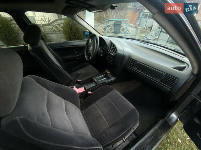 Серый БМВ 3 Серия, объемом двигателя 1.6 л и пробегом 330 тыс. км за 2200 $, фото 18 на Automoto.ua