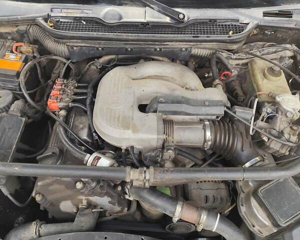 Серый БМВ 3 Серия, объемом двигателя 1.6 л и пробегом 360 тыс. км за 2600 $, фото 12 на Automoto.ua