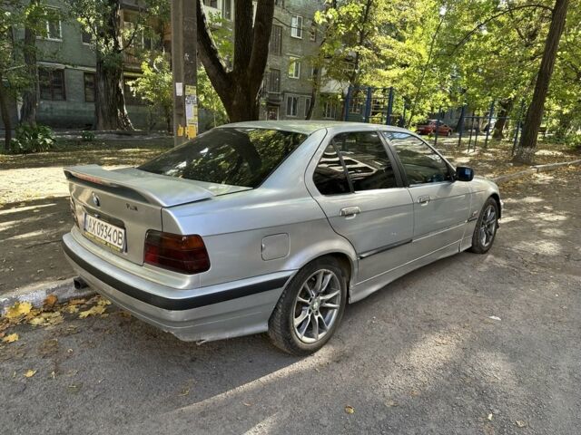 Серый БМВ 3 Серия, объемом двигателя 1.8 л и пробегом 600 тыс. км за 1800 $, фото 2 на Automoto.ua