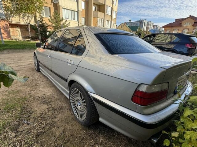 Сірий БМВ 3 Серія, об'ємом двигуна 2.8 л та пробігом 236 тис. км за 4200 $, фото 2 на Automoto.ua