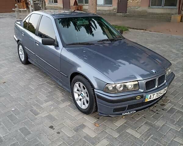 Сірий БМВ 3 Серія, об'ємом двигуна 1.77 л та пробігом 367 тис. км за 2850 $, фото 7 на Automoto.ua