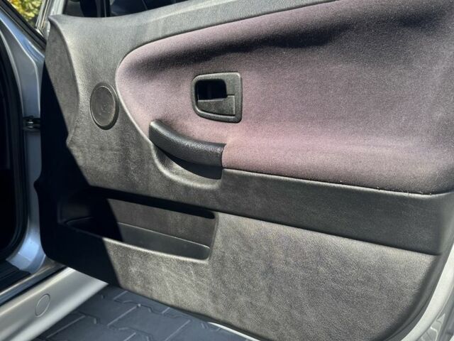 Сірий БМВ 3 Серія, об'ємом двигуна 2.8 л та пробігом 236 тис. км за 4200 $, фото 18 на Automoto.ua