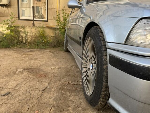 Сірий БМВ 3 Серія, об'ємом двигуна 2.8 л та пробігом 236 тис. км за 4200 $, фото 12 на Automoto.ua