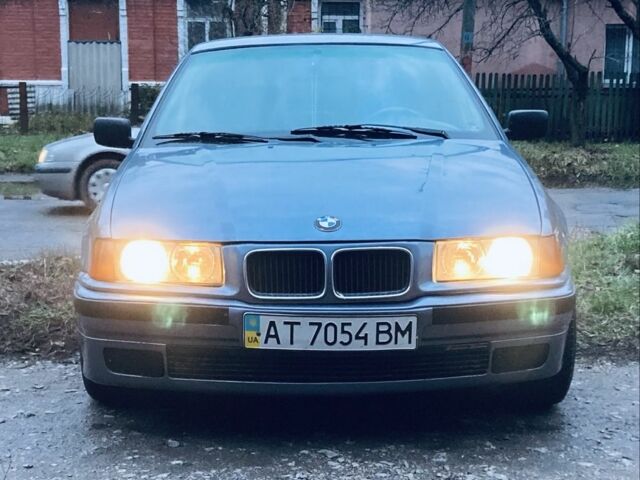 Серый БМВ 3 Серия, объемом двигателя 1.8 л и пробегом 350 тыс. км за 2300 $, фото 1 на Automoto.ua