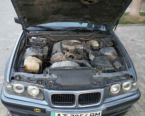 Сірий БМВ 3 Серія, об'ємом двигуна 1.77 л та пробігом 367 тис. км за 2850 $, фото 17 на Automoto.ua