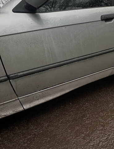 Сірий БМВ 3 Серія, об'ємом двигуна 1.99 л та пробігом 400 тис. км за 3700 $, фото 14 на Automoto.ua