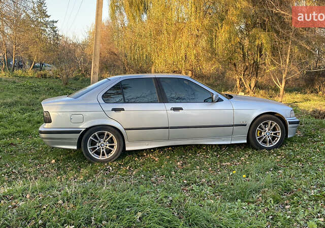 Сірий БМВ 3 Серія, об'ємом двигуна 1.99 л та пробігом 400 тис. км за 3700 $, фото 10 на Automoto.ua