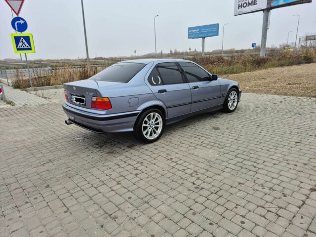 Серый БМВ 3 Серия, объемом двигателя 2 л и пробегом 340 тыс. км за 5100 $, фото 9 на Automoto.ua