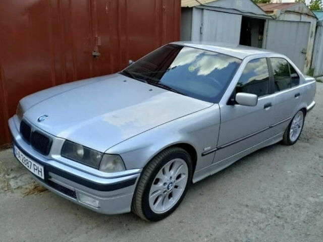 Сірий БМВ 3 Серія, об'ємом двигуна 1.99 л та пробігом 400 тис. км за 3700 $, фото 5 на Automoto.ua