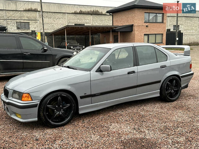 Серый БМВ 3 Серия, объемом двигателя 2.8 л и пробегом 333 тыс. км за 5900 $, фото 1 на Automoto.ua