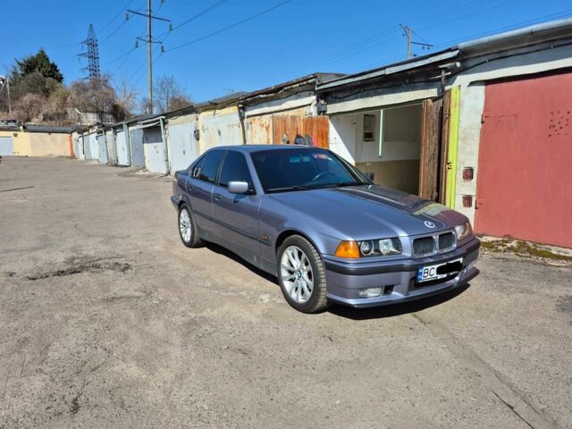 Серый БМВ 3 Серия, объемом двигателя 2 л и пробегом 340 тыс. км за 5100 $, фото 3 на Automoto.ua