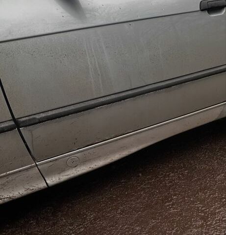 Серый БМВ 3 Серия, объемом двигателя 2 л и пробегом 400 тыс. км за 3800 $, фото 12 на Automoto.ua