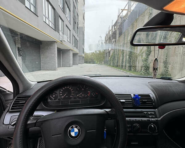 Серый БМВ 3 Серия, объемом двигателя 1.9 л и пробегом 311 тыс. км за 3150 $, фото 12 на Automoto.ua