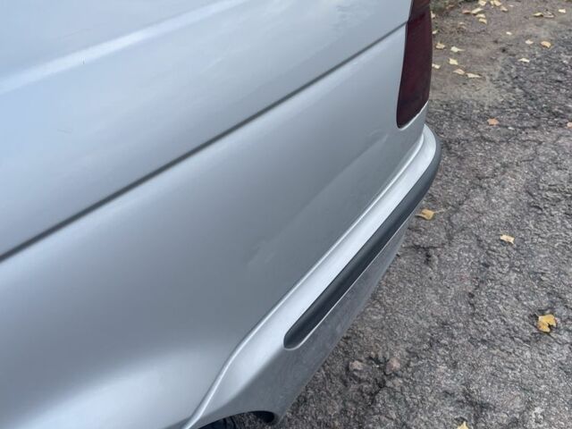 Серый БМВ 3 Серия, объемом двигателя 2 л и пробегом 350 тыс. км за 4200 $, фото 6 на Automoto.ua