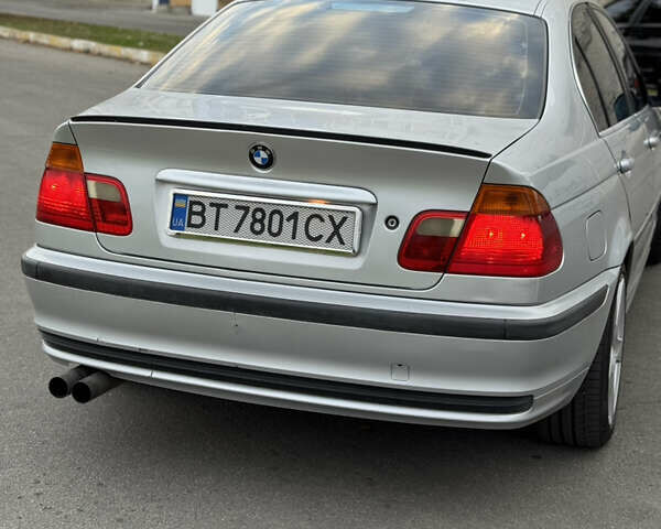 Серый БМВ 3 Серия, объемом двигателя 2.49 л и пробегом 368 тыс. км за 5500 $, фото 5 на Automoto.ua