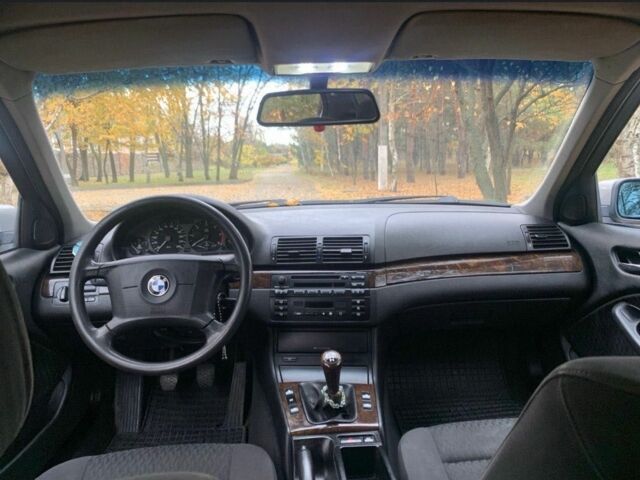 Серый БМВ 3 Серия, объемом двигателя 2 л и пробегом 28 тыс. км за 2600 $, фото 3 на Automoto.ua